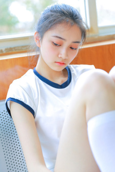 老木匠的三个女儿